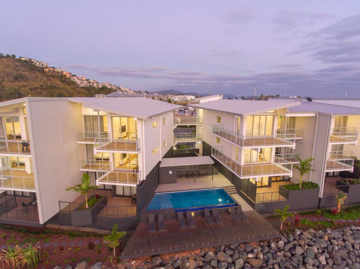 מלון איירלי ביץ' Harbour Cove מראה חיצוני תמונה