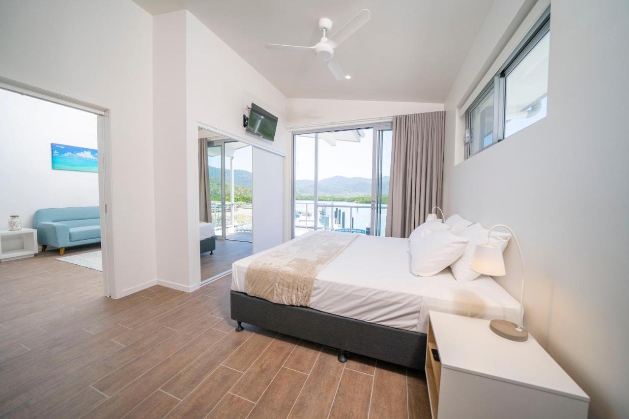 מלון איירלי ביץ' Harbour Cove מראה חיצוני תמונה