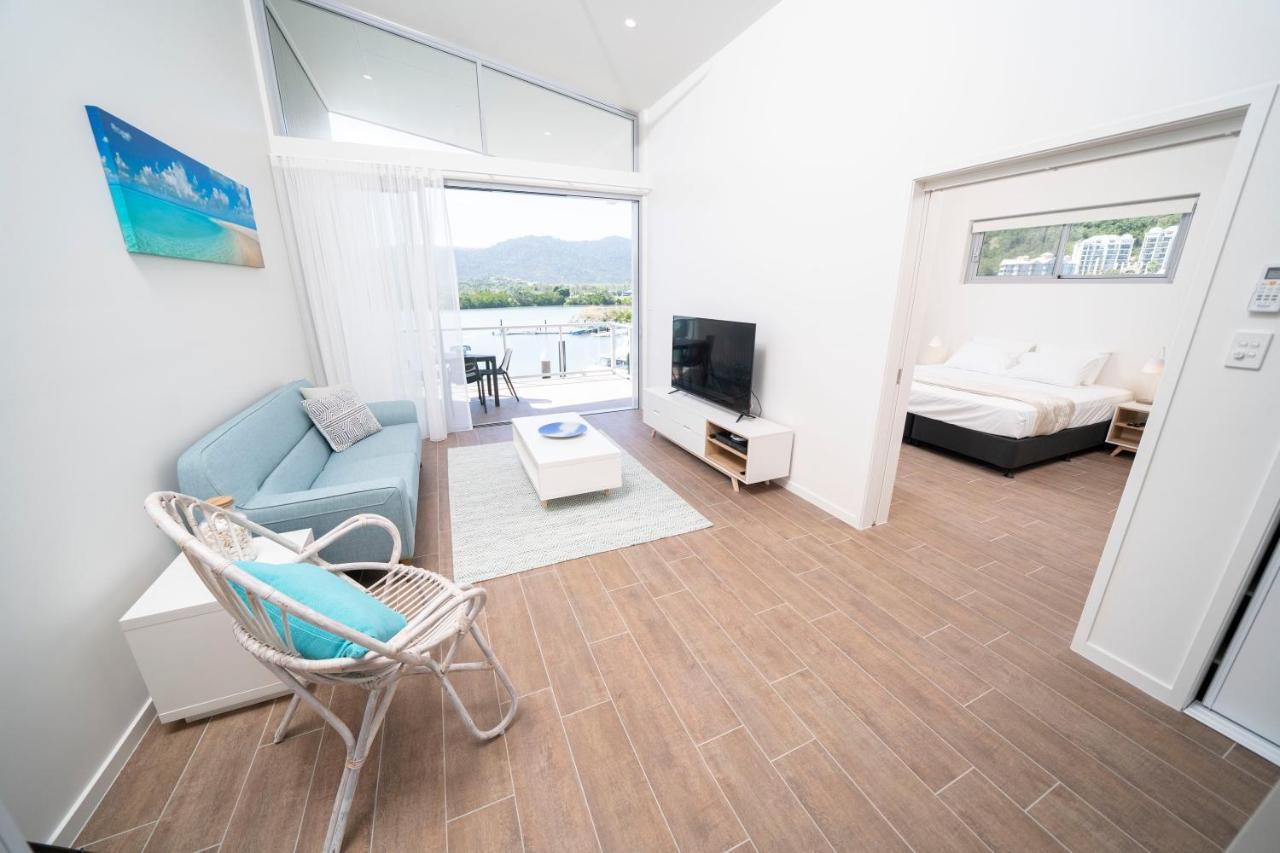 מלון איירלי ביץ' Harbour Cove מראה חיצוני תמונה